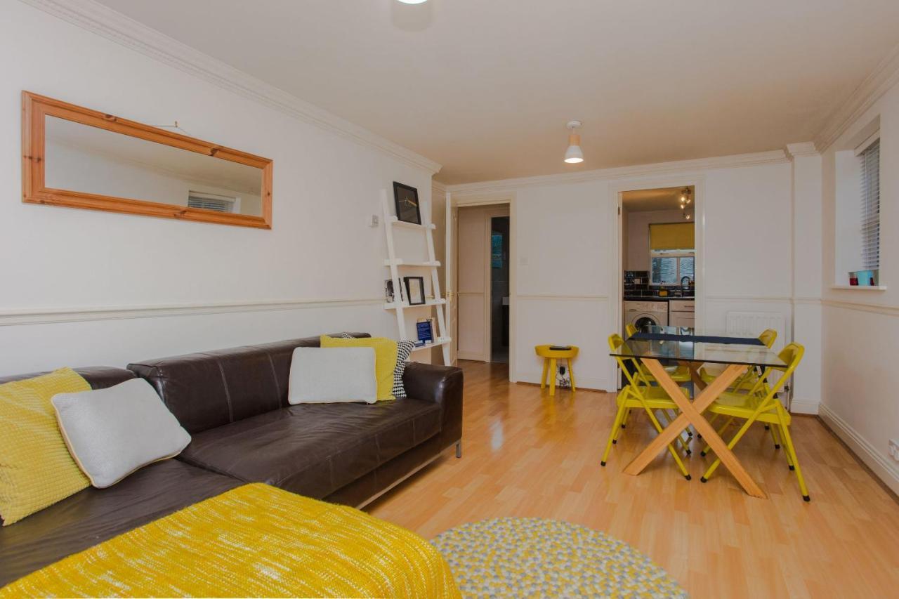 Contemporary 1Bedroom Flat In Camberwell Oval 伦敦 外观 照片